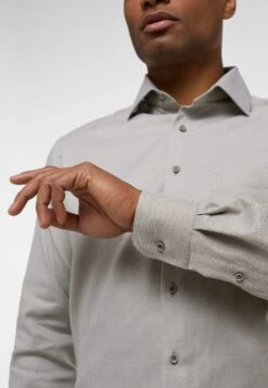 Eterna Struktur Modern Fit - Overhemd - Khaki 10 Eterna Struktur Modern Fit - Overhemd - Khaki -Eterna 01b2eb0c4d8a4cc08590aca7e0c550f0