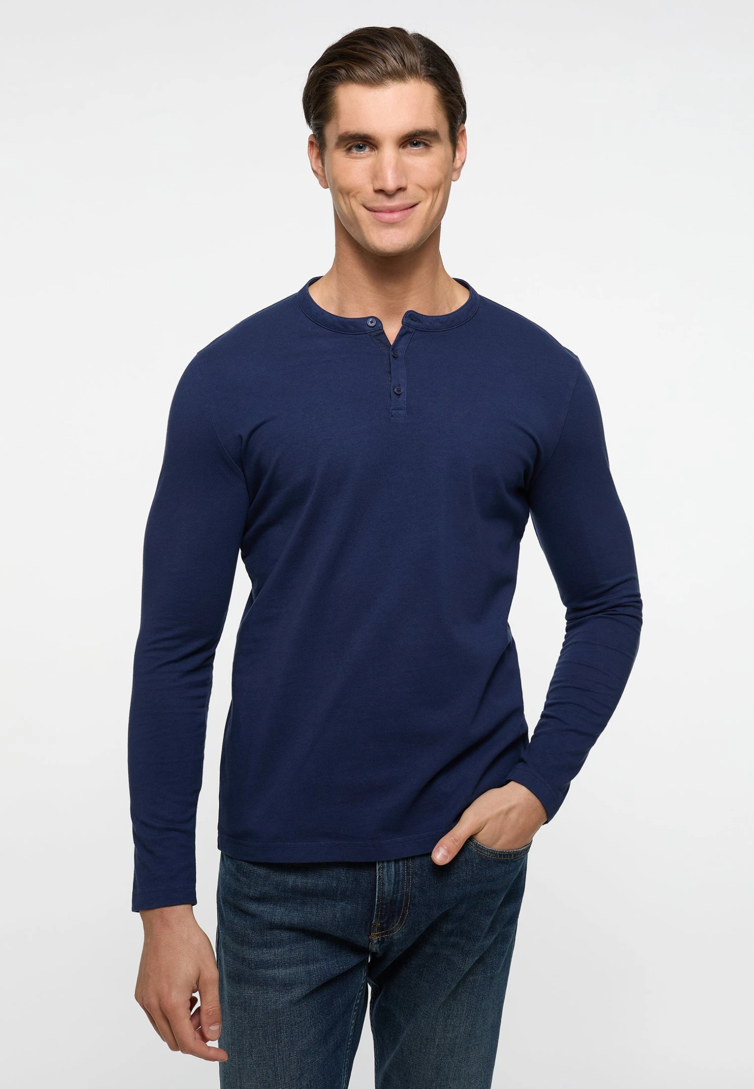 Eterna Even- Longsleeve - Navy 3 Eterna Even- Longsleeve - Navy