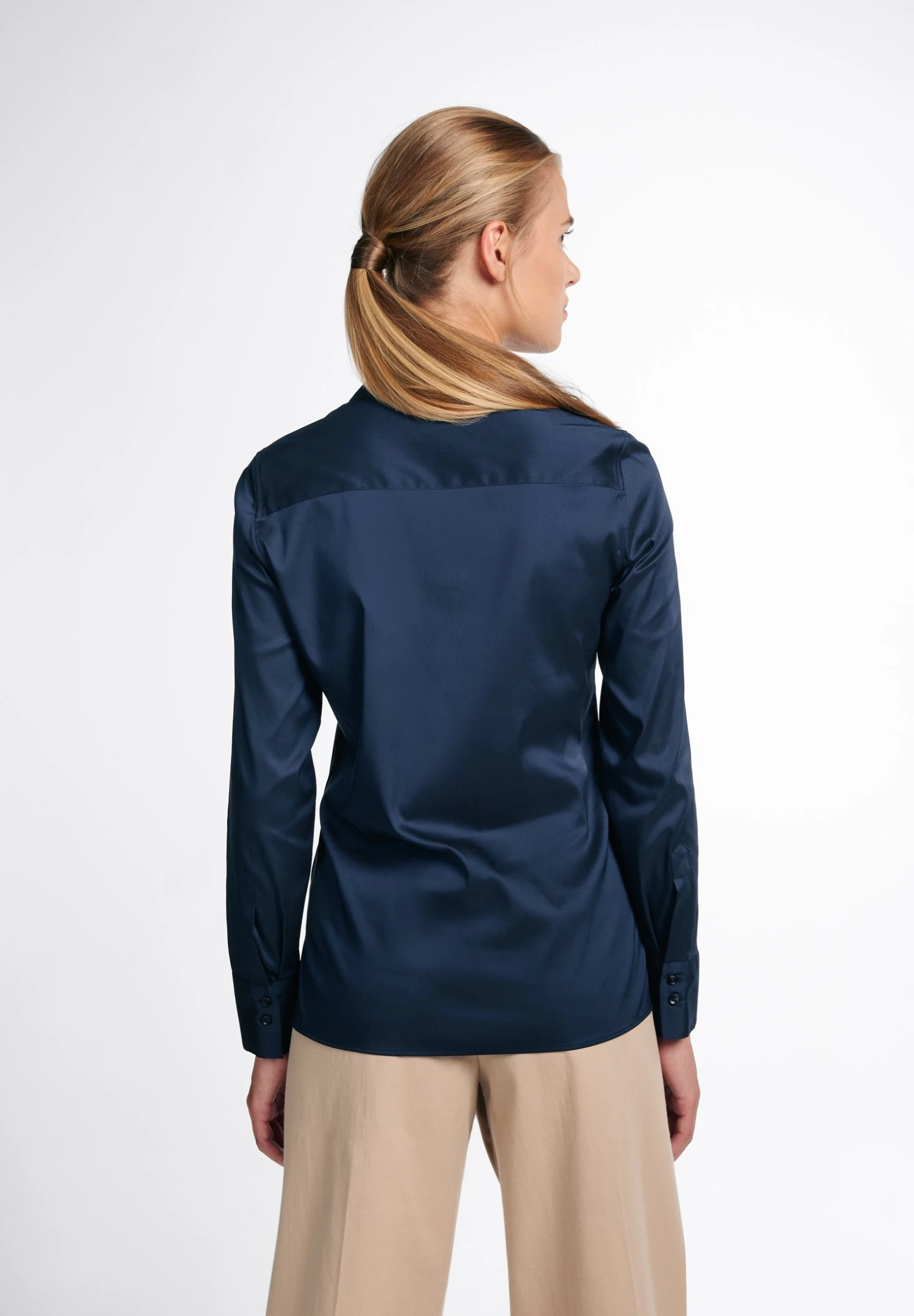 Eterna Blouse - Dunkelblau 4 Eterna Blouse - Dunkelblau - Afbeelding 2
