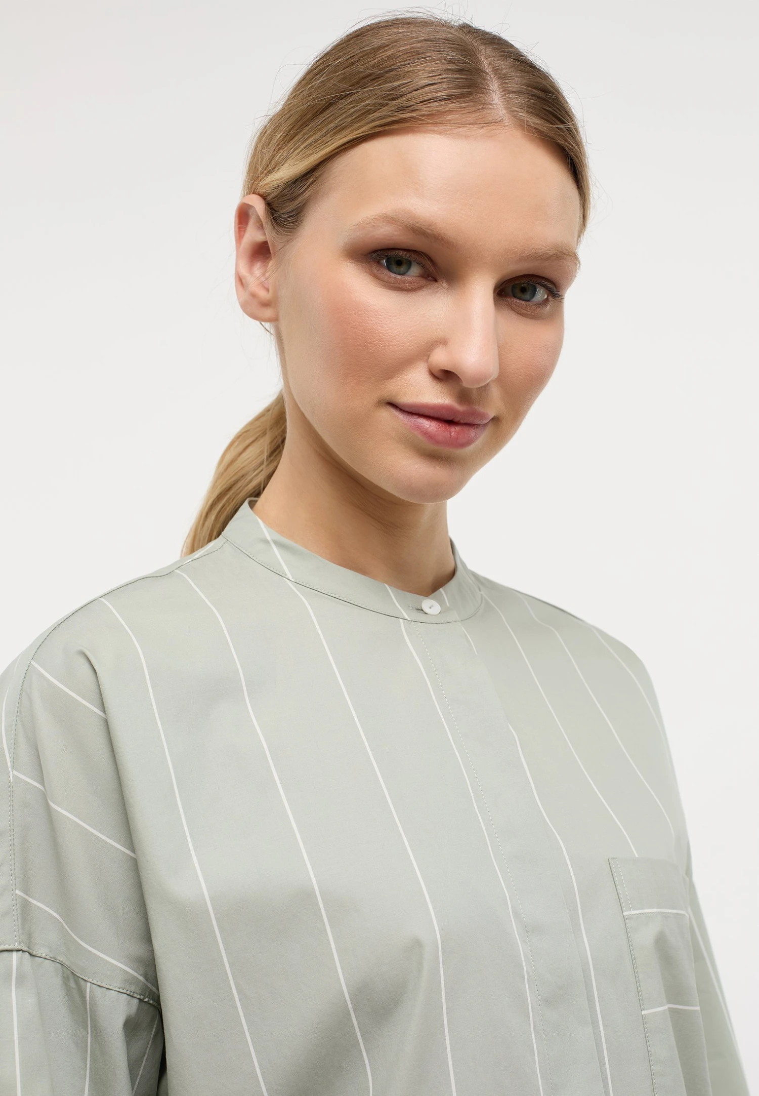 Eterna Classic Fit - Overhemdblouse - Salbeigrün 5 Eterna Classic Fit - Overhemdblouse - Salbeigrün - Afbeelding 3