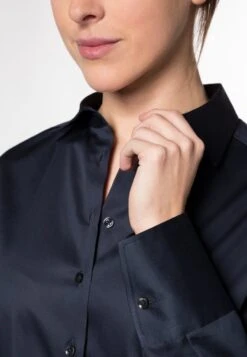 Eterna Modern Classic - Overhemdblouse - Marine 9 Eterna Modern Classic - Overhemdblouse - Marine -Eterna 5339c8d467fd4f3b9efa3533d6320df8