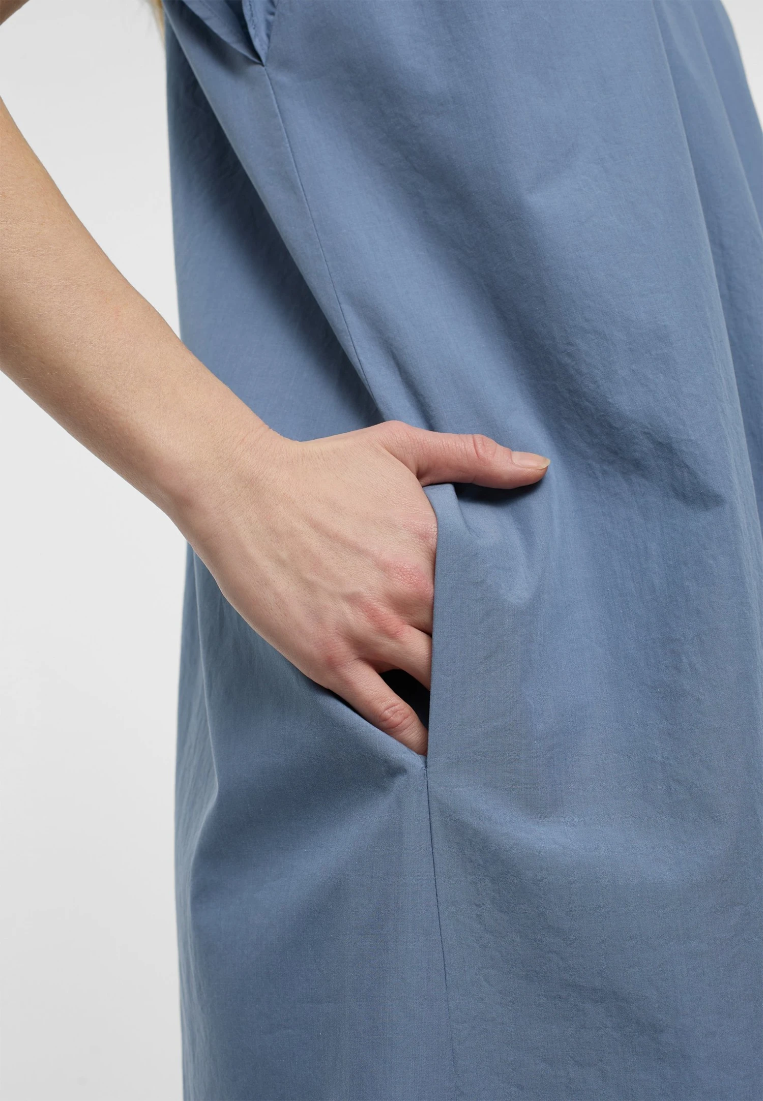 Eterna Loose Fit - Jurk - Blaugrau 5 Eterna Loose Fit - Jurk - Blaugrau - Afbeelding 3