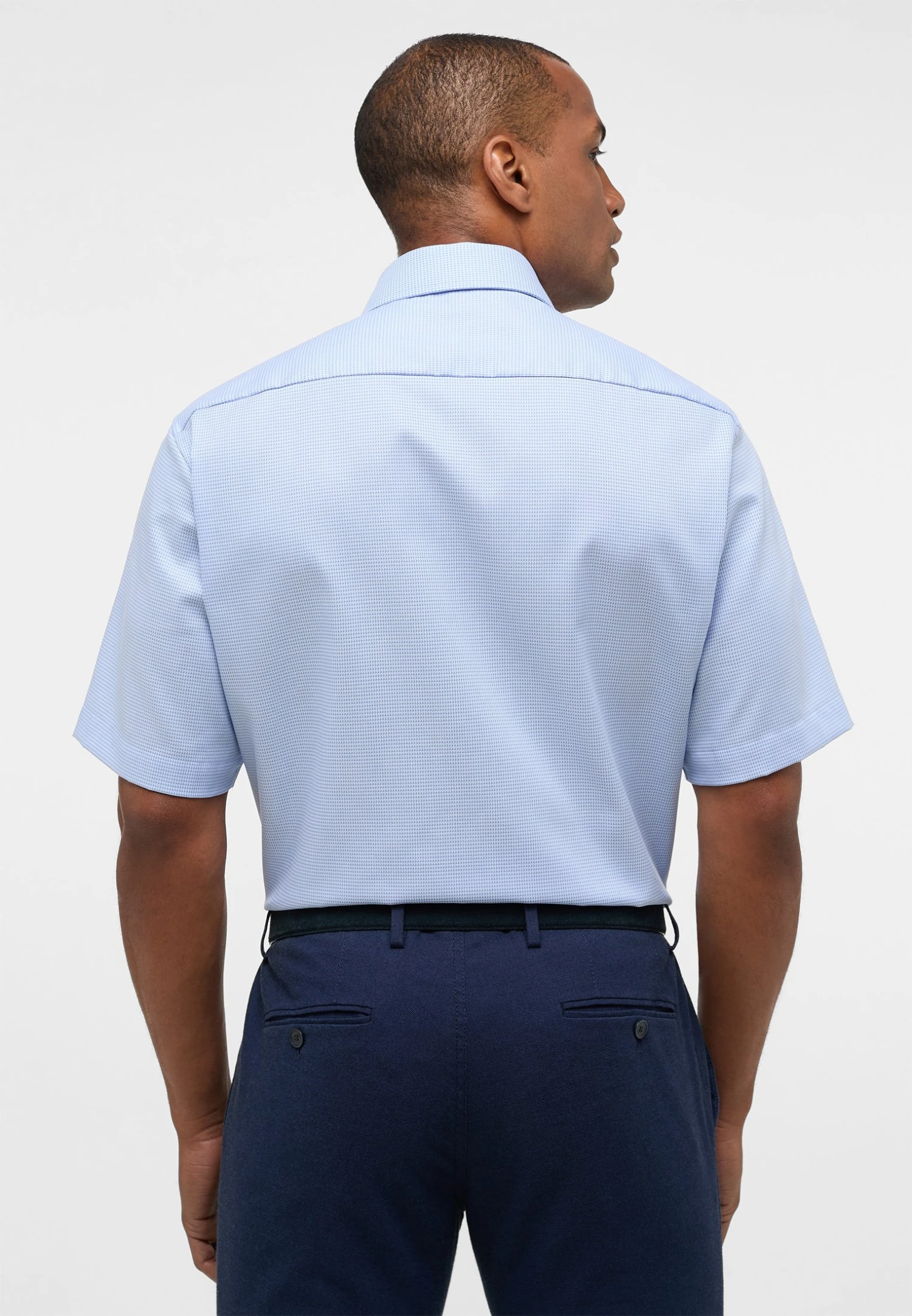 Eterna Strukturiertes Kurzarm Comfort Fit - Overhemd - Hellblau 4 Eterna Strukturiertes Kurzarm Comfort Fit - Overhemd - Hellblau - Afbeelding 2