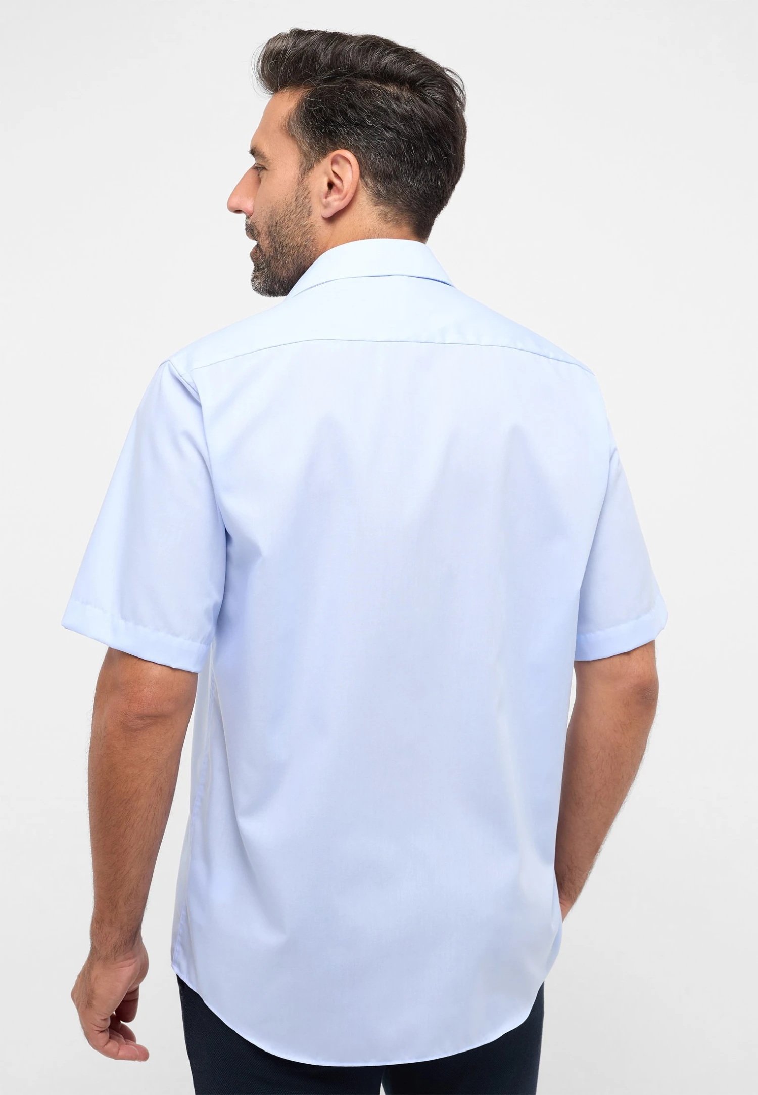 Eterna Unifarbenes Popeline Kurzarm Comfort Fit - Overhemd - Himmelblau 4 Eterna Unifarbenes Popeline Kurzarm Comfort Fit - Overhemd - Himmelblau - Afbeelding 2